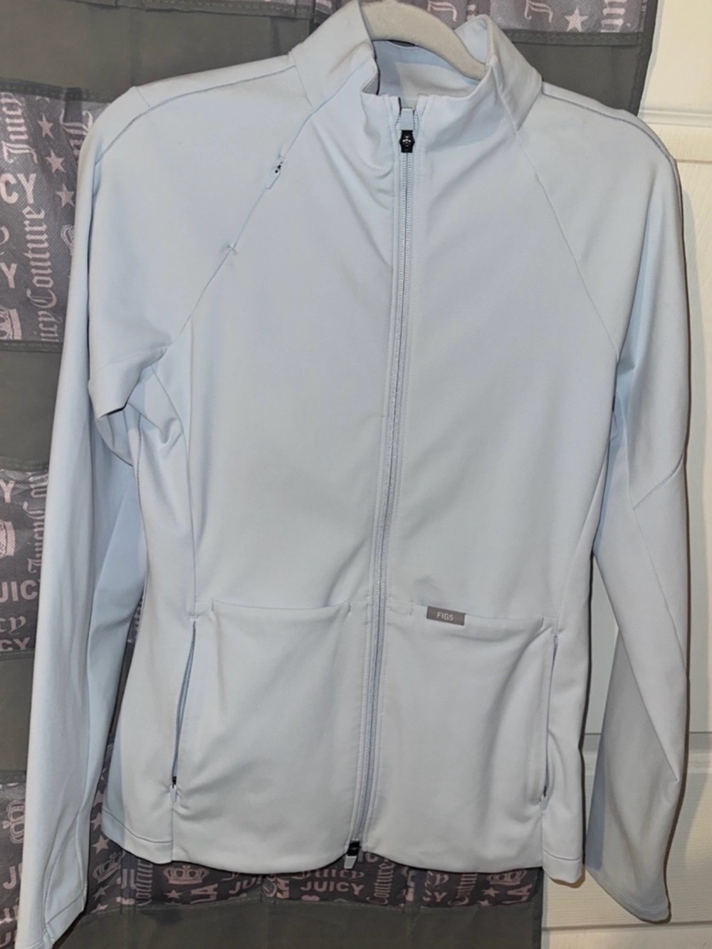 FIGS 2 Chambray Jacket & FIGS Chambray Salta Seamless long sleeve